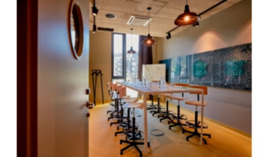 25hoursdastour circuitboardroom