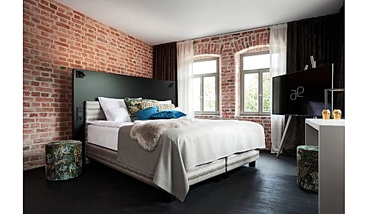 bayern boutique hotel home office plush74 4