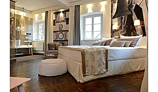 bayern villa boutique hotel home office plush74 4