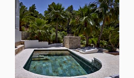 plush 74 casa media luna ibiza 91322 3