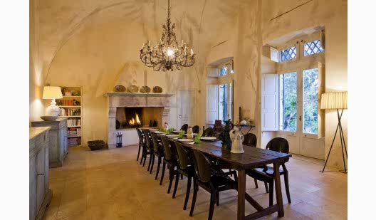 plush74 a cinematic masseria in puglia 8