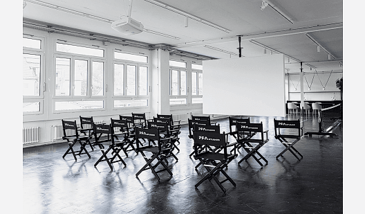 plush74 art gallery studio loft zurich 4