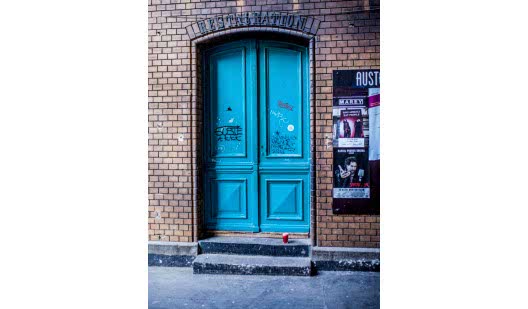 plush74 berlin kreuzberg market hall 4