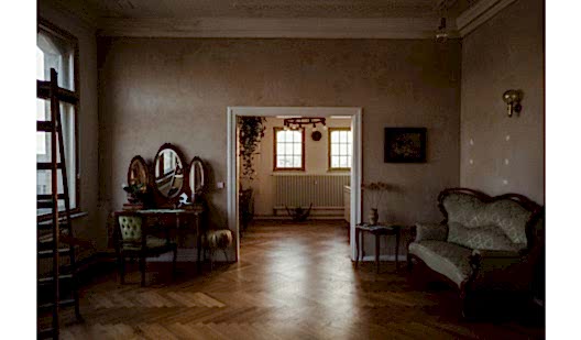 plush74 black studio 1