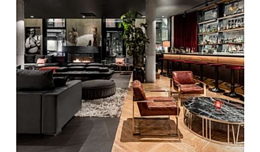 pluche74 boetiekhotel lobby 3