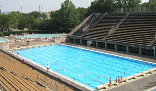 plush74 film photo location pool berlin germany 5