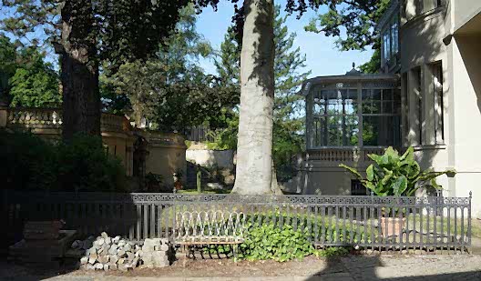 plush74 film photo shooting location scouting berlin area potsdam villa luxury garden historic7