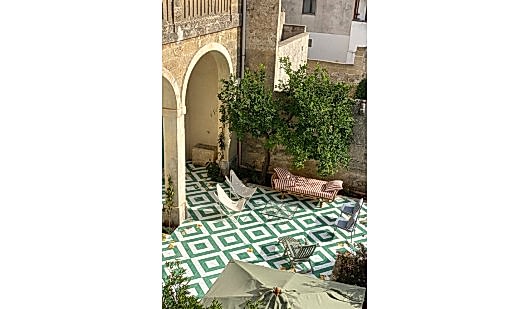 plush74 green tiled puglia palazzo 1