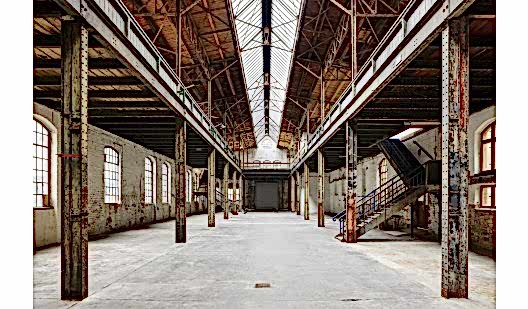 plush74 industrial complex in berlin 2(1)