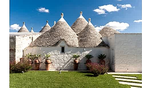 plush74 italy apulia location rent shoot film photo trullo pool 2