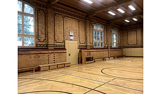 plush74 location photo film event germany berlin sports gym indoor vintage 17