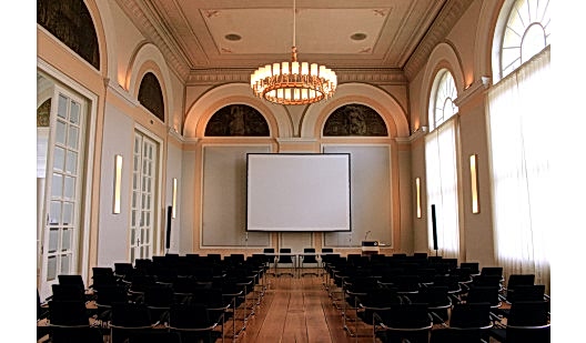 plush74 location scout rental photo film production berlin theater mitte even space hall3