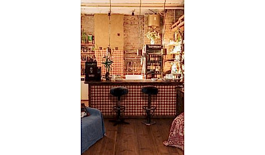 plush74 location scouting film photo event rental event space berlin evetn space healing16