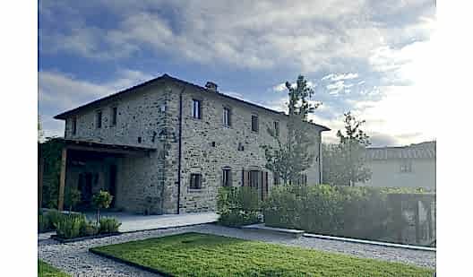 plush74 locations photo film production italy villa countryside00039