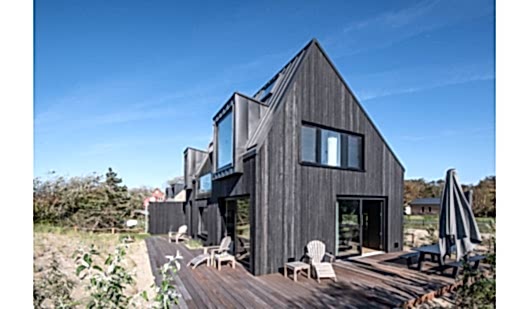 plush74 modern beachside house 1