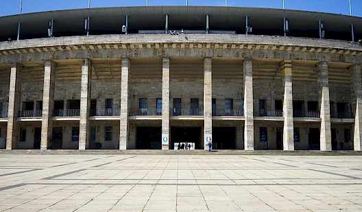 plush74 olympiastadion berlin 1