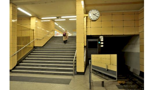 plush74 foto film event ort deutschland berlin u-bahn bhf weberwiese 8