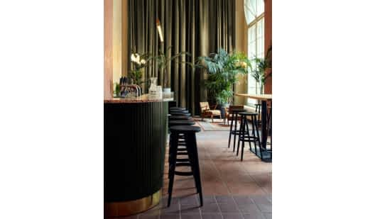 plush74 rental photo film production villa garden berlin00010