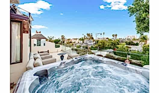 plush74 venice beach house 1(1)