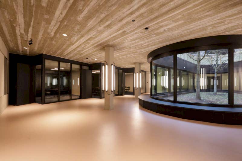 plush74 achtberlin atrium 3