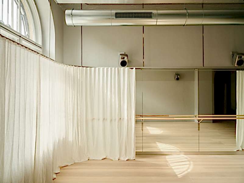 plush74 design sports studio 7