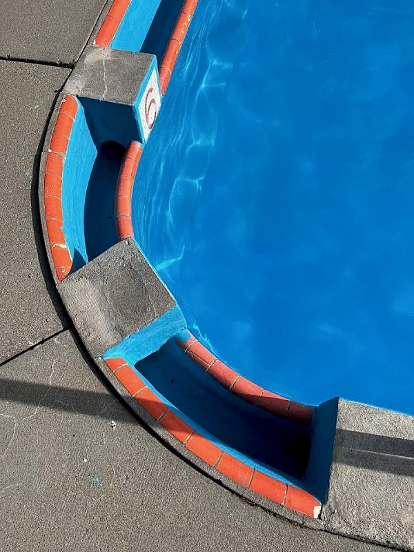 plush74 location photo film event switzerland vulpera lido pool outdoor color 27