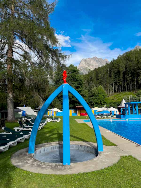 plush74 location photo film event switzerland vulpera lido pool outdoor color 31