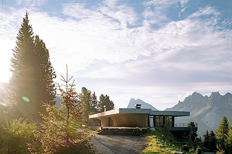 plush74 rental location photo film italy dolomites apartments mountain00002