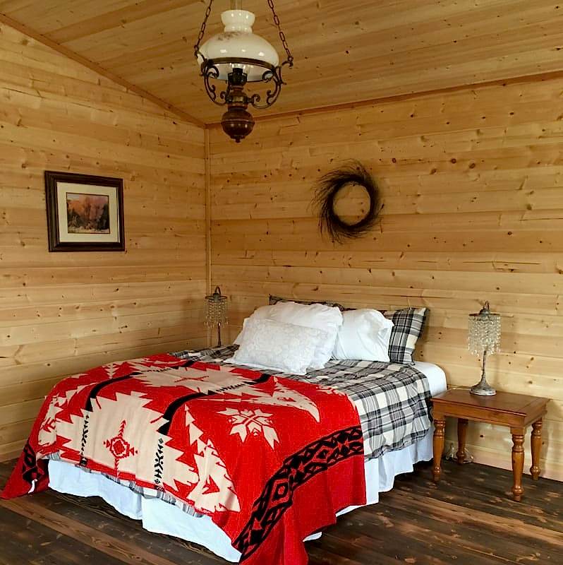 plush74 serene lakefront solar cabins retreat 7